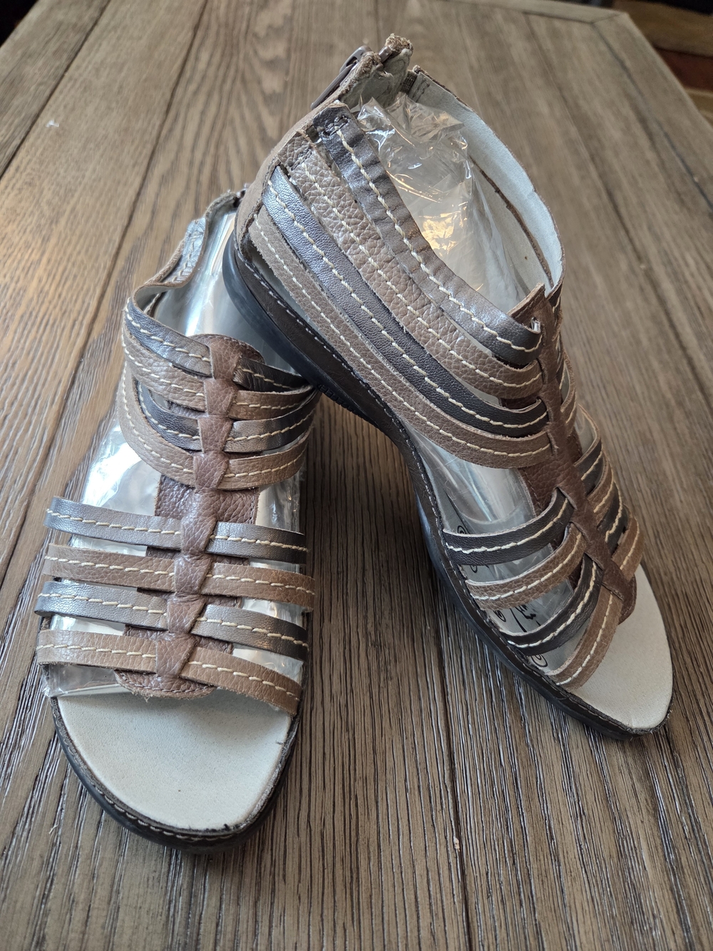 Ronsports Strappy Gladiator Sandals in Brown and Tan US 8.5